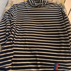 Kule turtleneck